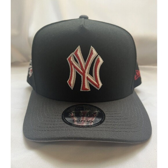 New Era 9FIFTY New York Yankees Black Snapback A-Frame Hat Cap Side Patch - Picture 1 of 7
